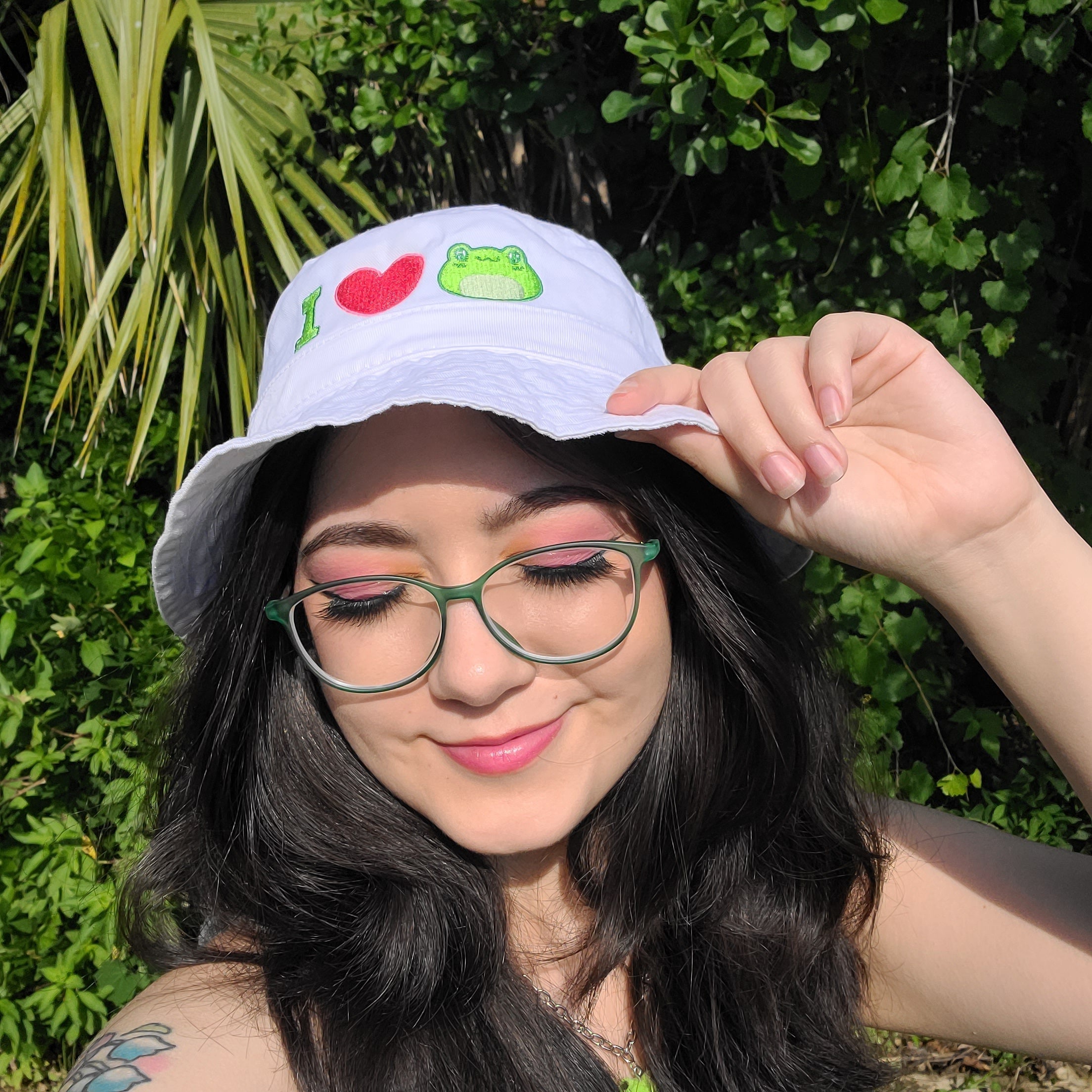 froggycrossing - I❤️🐸 Embroidered Bucket Hat – Crowdmade