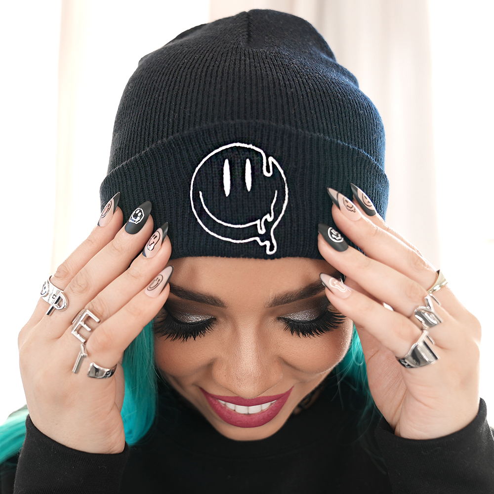 MELTED SMILEY EMBROIDERED BLACK BEANIE