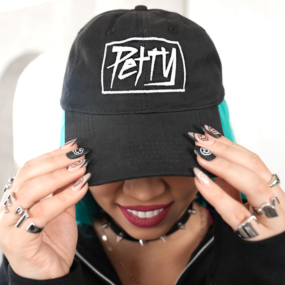 PETTY EMBROIDERED BLACK HAT